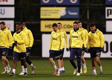 Foto - Dolmabahçe'de kritik derbi: İşte muhtemel 11'ler: Kadro'da ciddi eksik...