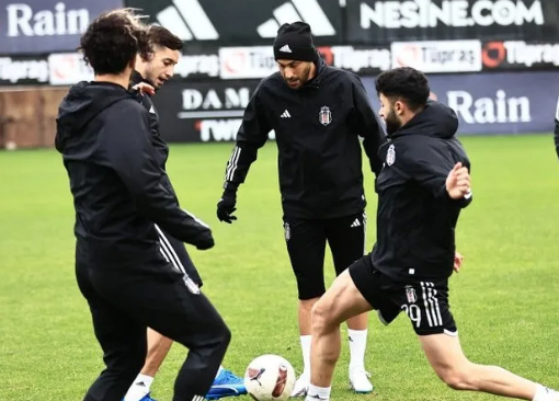 Foto - Dolmabahçe'de kritik derbi: İşte muhtemel 11'ler: Kadro'da ciddi eksik...