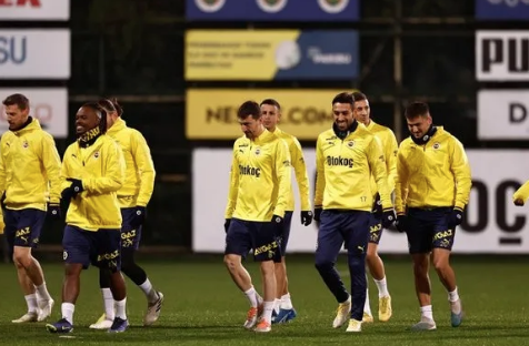 Foto - Dolmabahçe'de kritik derbi: İşte muhtemel 11'ler: Kadro'da ciddi eksik...