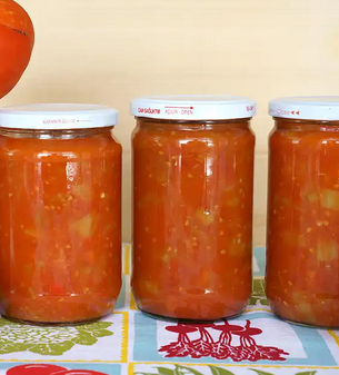 Foto - Domates yiyenler, evinde domates konservesi yapmak isteyenler için: tuz ve yağ koyulur mu? Tüyo buymuş