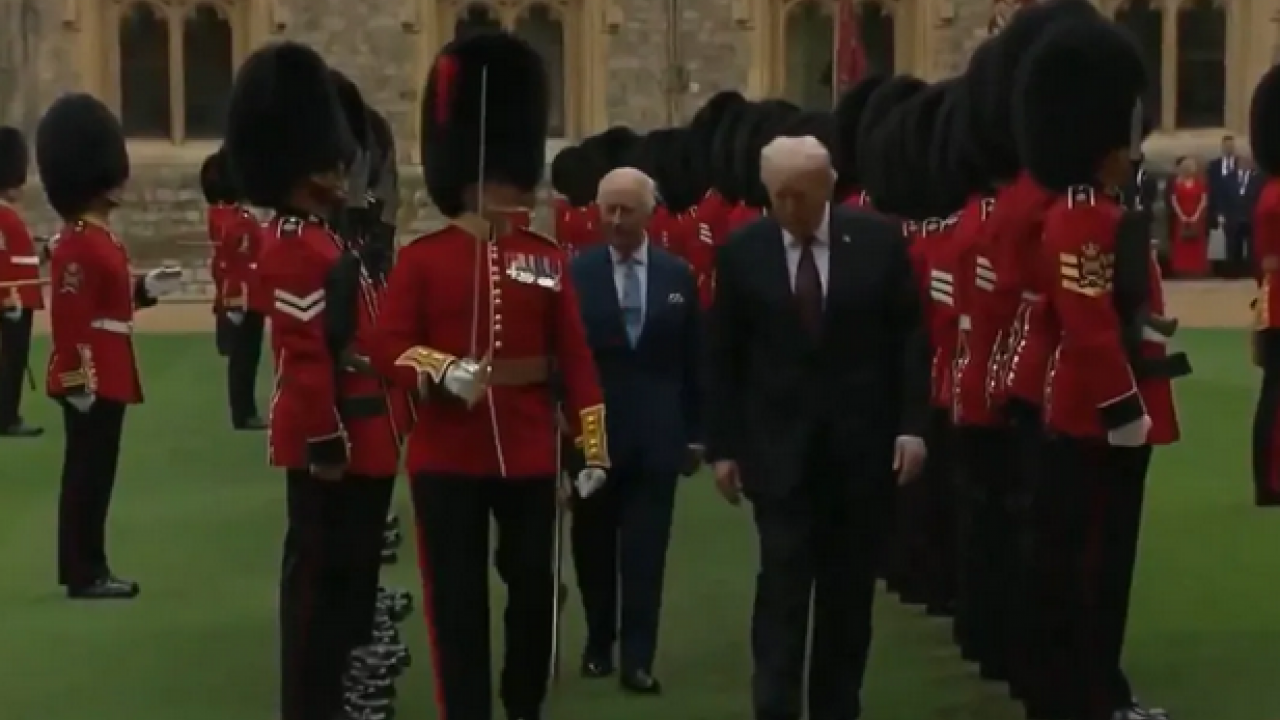 Foto - Donald Trump, İngiltere Kralı Charles'ın önüne geçti! Dünya bunu konuşuyor...