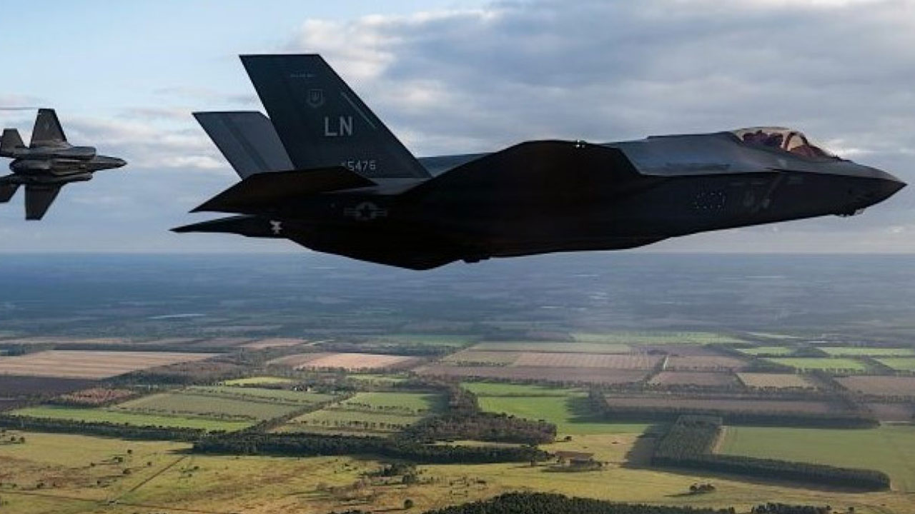 Foto - Donald Trump'a sinirlendiler! F-35 bırakıp MMU Kaan'ı gündeme aldılar