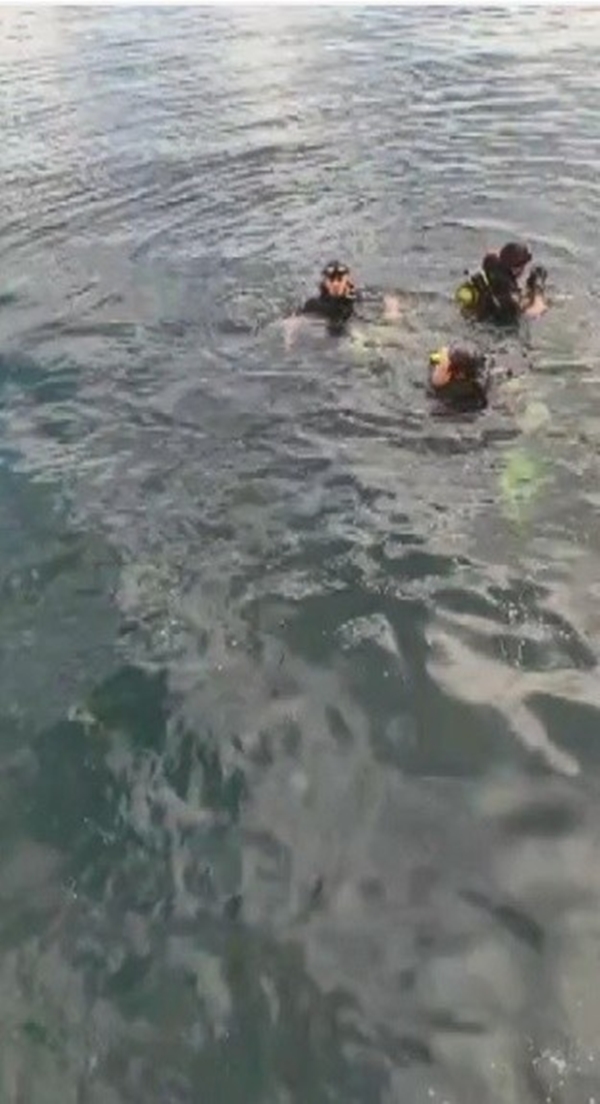 Foto - Donanma Komutanlığı'nda korkunç olay! Askerler denize düştü