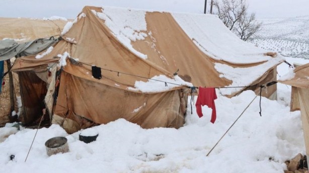 Foto - Donarak öldüler! Sınırdaki mülteciler yaşam mücadelesi veriyor