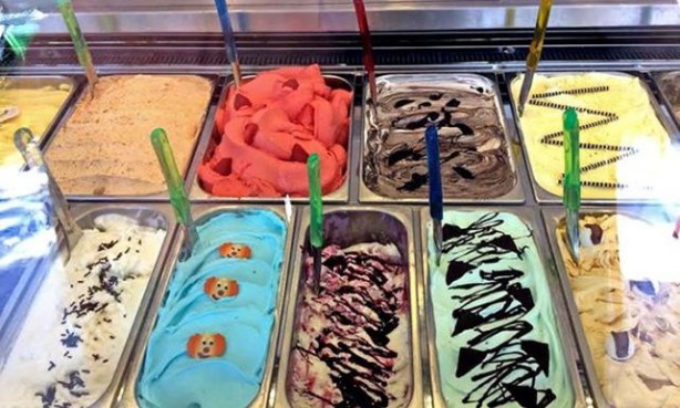 Foto - Dondurmayı kaşıkla yiyenler dikkat! Bu ayrıntı dikkat çekti