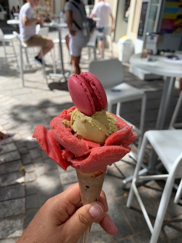 Foto - Dondurmayı kaşıkla yiyenler dikkat! Bu ayrıntı dikkat çekti