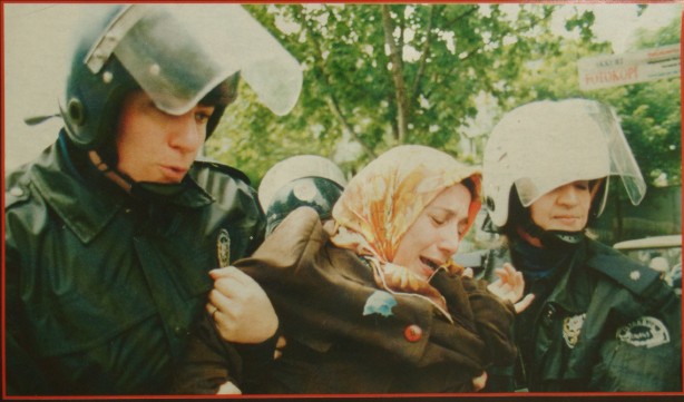 Foto - Dönemin zalimleri başörtüsü yasağını böyle uyguladı