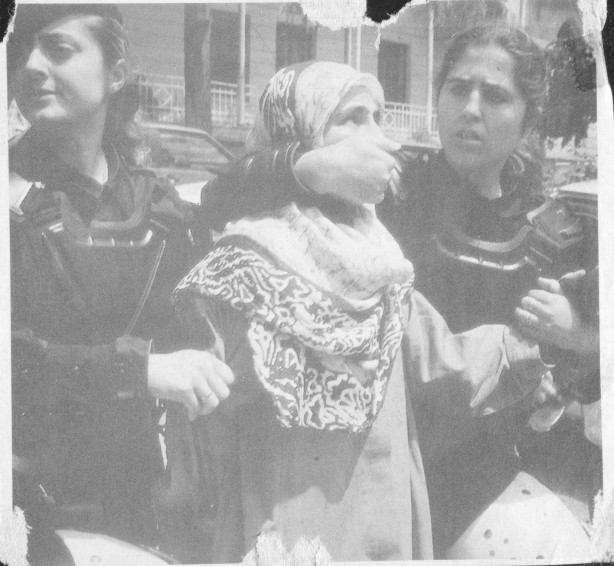 Foto - Dönemin zalimleri başörtüsü yasağını böyle uyguladı