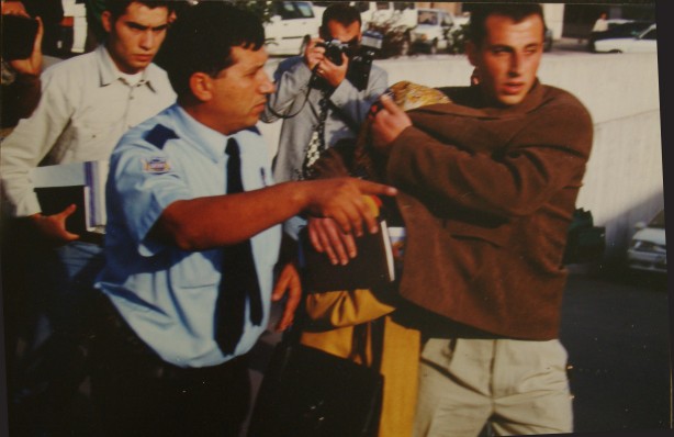 Foto - Dönemin zalimleri başörtüsü yasağını böyle uyguladı