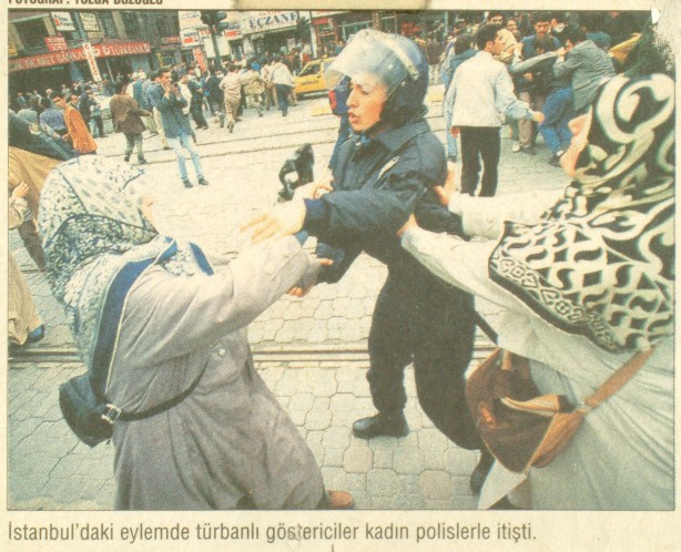 Foto - Dönemin zalimleri başörtüsü yasağını böyle uyguladı