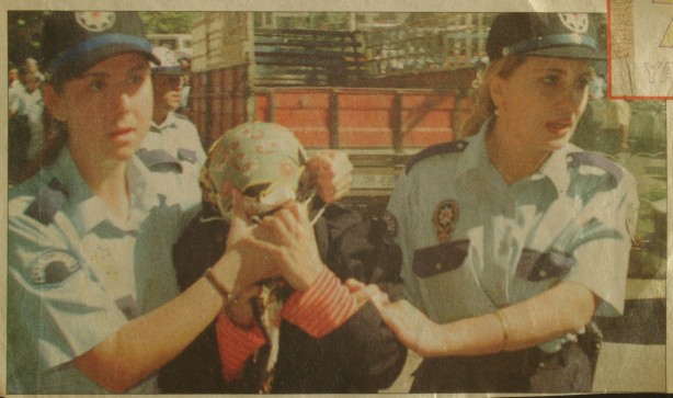 Foto - Dönemin zalimleri başörtüsü yasağını böyle uyguladı