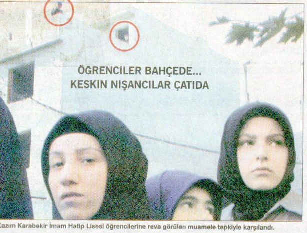 Foto - Dönemin zalimleri başörtüsü yasağını böyle uyguladı