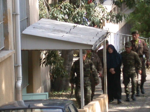 Foto - Dönemin zalimleri başörtüsü yasağını böyle uyguladı