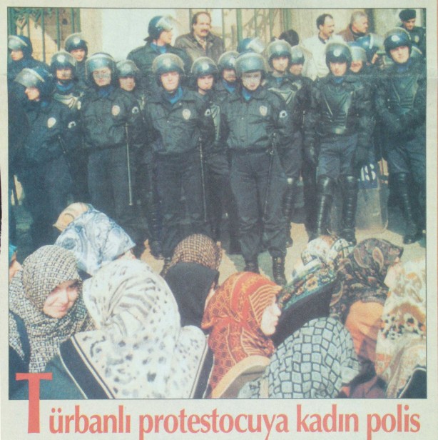 Foto - Dönemin zalimleri başörtüsü yasağını böyle uyguladı