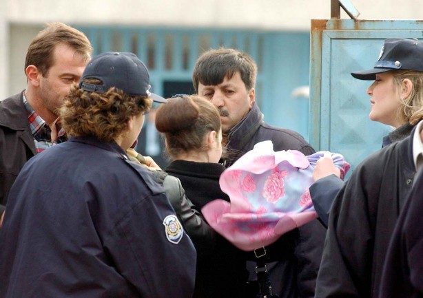 Foto - Dönemin zalimleri başörtüsü yasağını böyle uyguladı