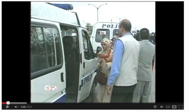 Foto - Dönemin zalimleri başörtüsü yasağını böyle uyguladı
