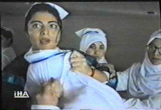 Foto - Dönemin zalimleri başörtüsü yasağını böyle uyguladı