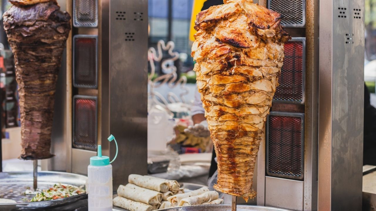Foto - Döner severler dikkat! Her şey bir anda yaşandı! Kimse ne olduğunu bile anlayamadı