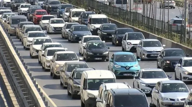 Foto - Dönüş başladı ama yollar kilit! İşte 43 ilin geçiş güzergahı