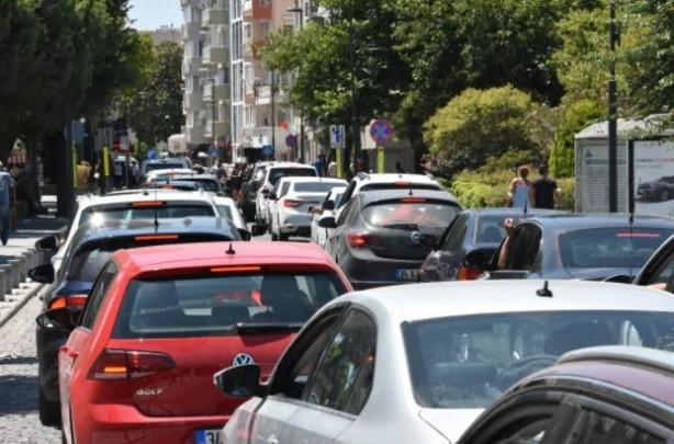 Foto - Dönüş çilesi erken başladı! 2 Km kuyruk oluştu