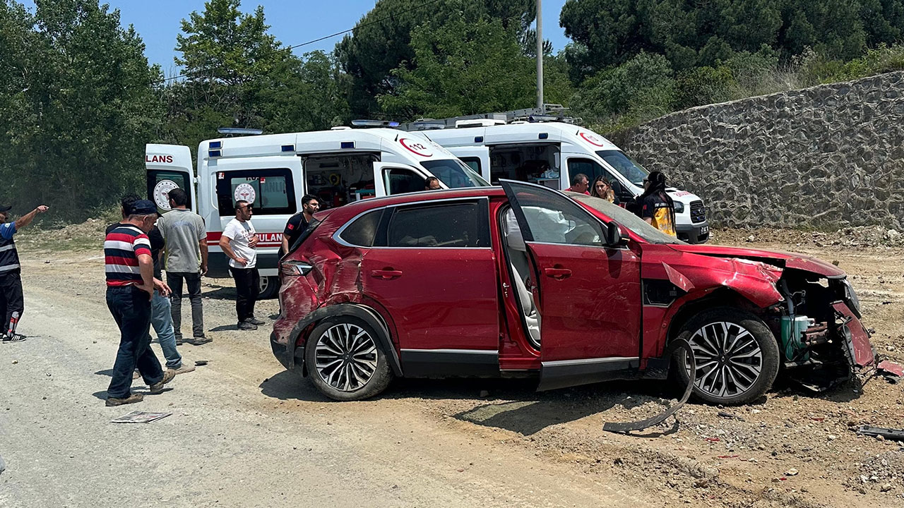 Foto - Dört metre yüksekten uçarak takla atan TOGG'un son hali gündemi altüst etti! Gören 'yok artık' dedi