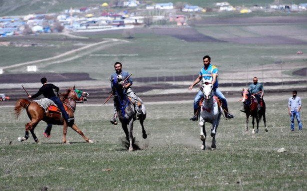 Foto - Dört mevsimde dört nala cirit