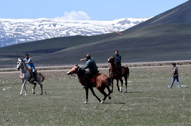 Foto - Dört mevsimde dört nala cirit