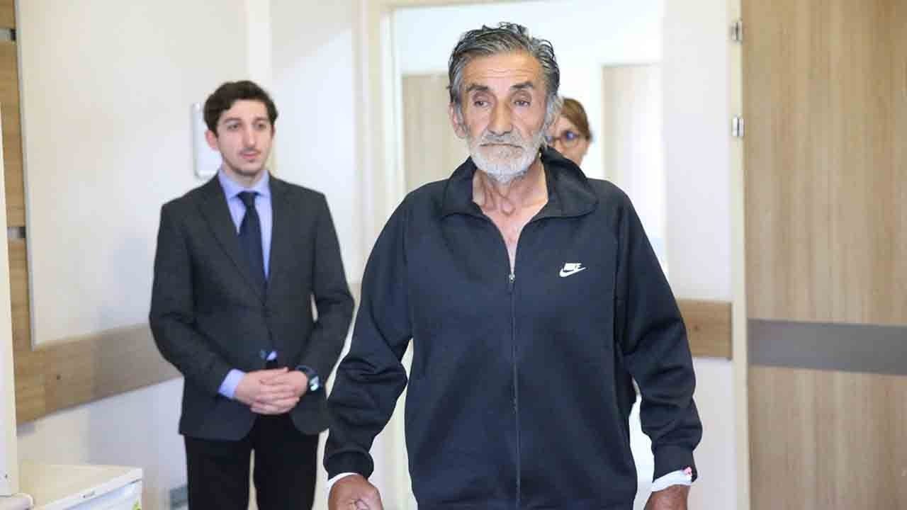Foto - Dört yıl sonra yeniden yürüdü! Nadir tümörden başarılı ameliyatla kurtuldu!
