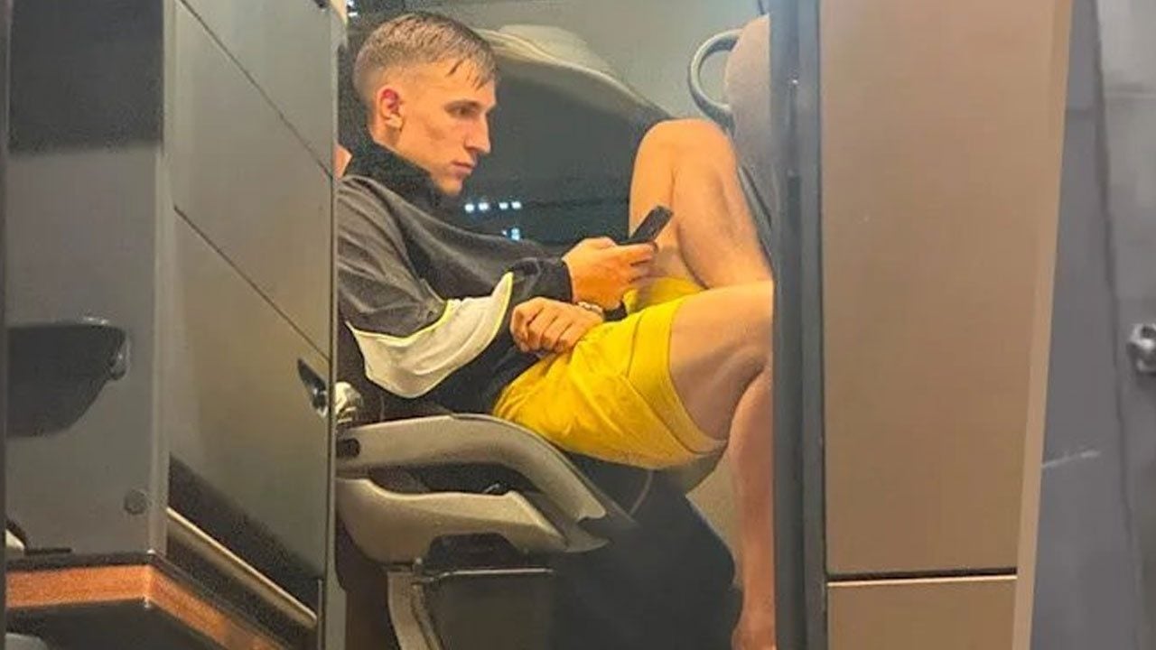 Foto - Dortmundlu futbolcular Azerbaycan'da zehirlenmekten korktu! Duş bile almadan otobüse kaçtılar