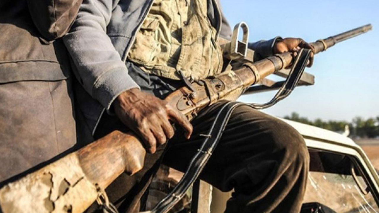 Foto - Dost ülkede hükümet düşmek üzere! Türk İHA'sı apar topar bölgeye sevk edildi