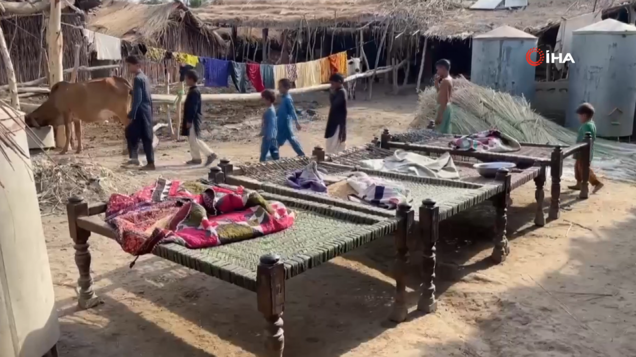 Dost ve kardeş ülke Pakistan’da çok büyük felaket! 800’den fazla ölü var