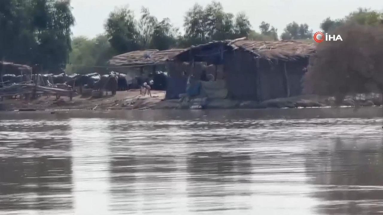 Foto - Dost ve kardeş ülke Pakistan’da çok büyük felaket! 800’den fazla ölü var