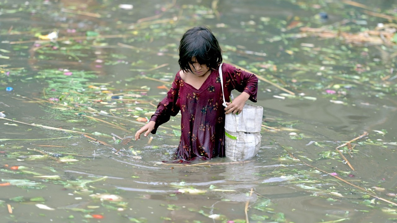 Foto - Dost ve kardeş ülke Pakistan'dan çok kötü haber: 266 ölü var!