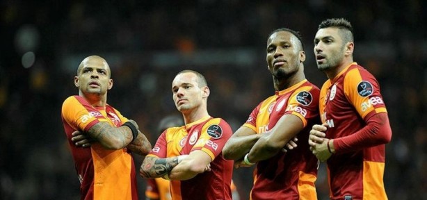 Foto - Drogba 20 yılını verdiği futbolu bıraktı! 
