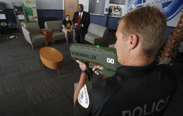 Foto - Drone Avcısı Polisler