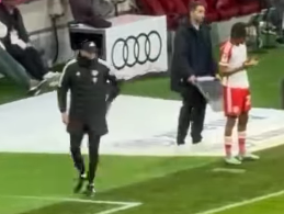 Foto - Galatasaray'ın eski yıldızı Sacha Boey oyuna girerken dua ediyordu! Hocası Tuchel öyle bir şey yaptı ki...