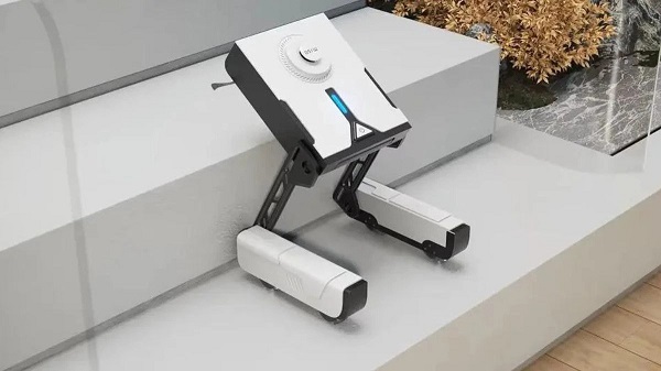 Dubleks evi olanlara göre! Bu robot süpürge merdiven çıkıyor