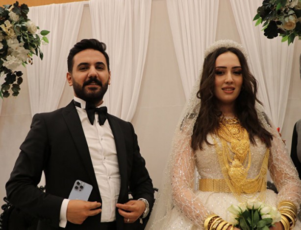 Dudak uçuklatan rakam! Aşiret düğünü darphaneye döndü