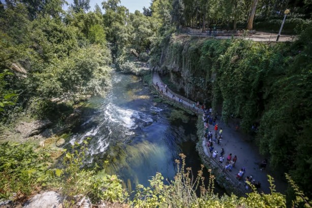 Foto - Düden Şelalesi'ne ziyaretçi akını