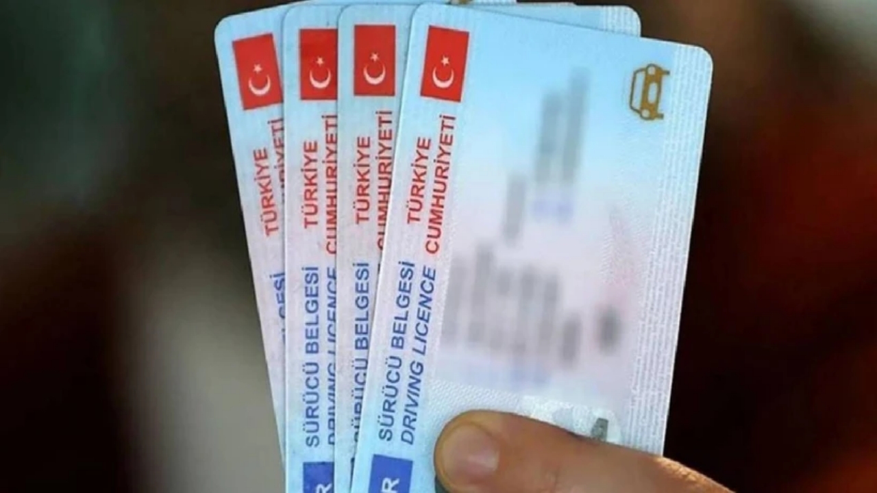 Foto - Düğmeye basıldı! Ehliyetlerle ilgili milyonları ilgilendiren gelişme: Artık her yıl...