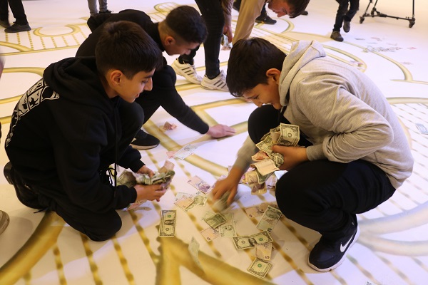 Foto - Düğün değil darphane! Aşiret düğününde takılanlar dudak uçuklattı