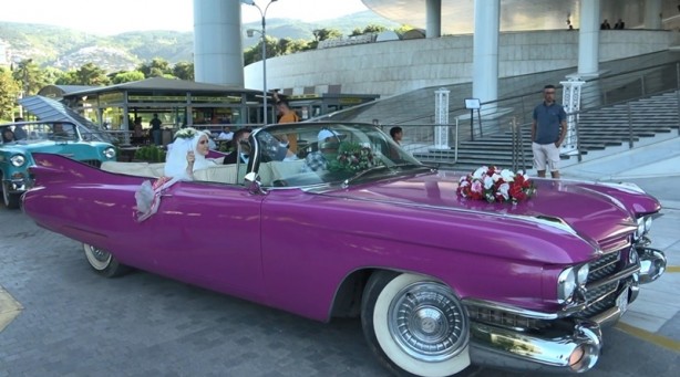 Foto - Düğün konvoyunu görenler dönüp bir daha baktı