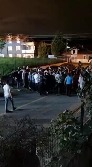 Foto - Düğünde başlayan kavga sokağa taştı! Ortalık savaş alanına döndü