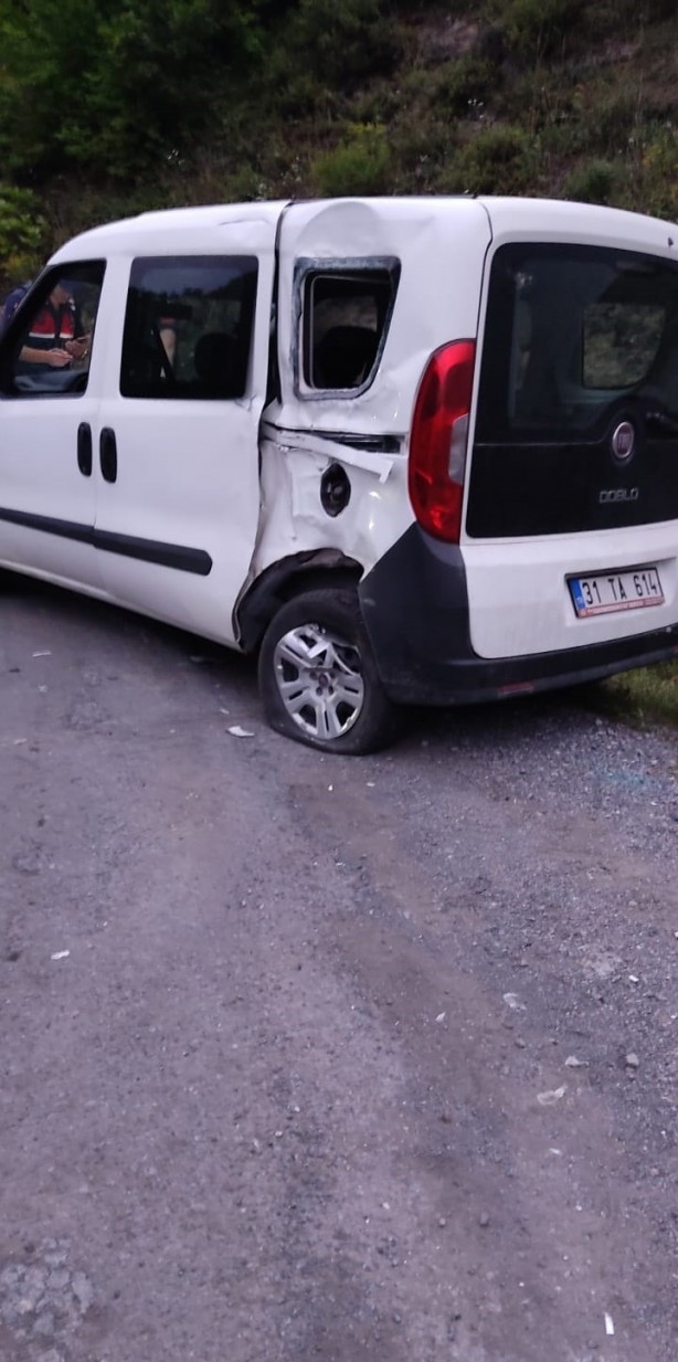Foto - Düğüne giden otobüsün freni patladı: 12 yaralı