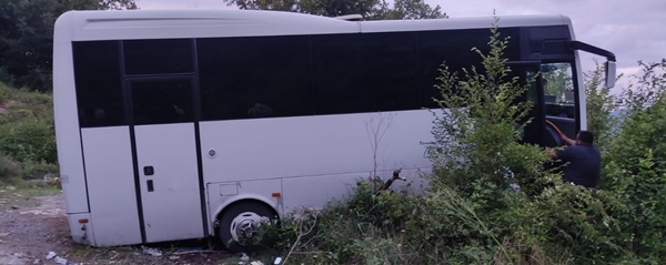 Düğüne giden otobüsün freni patladı: Çok sayıda yaralı var