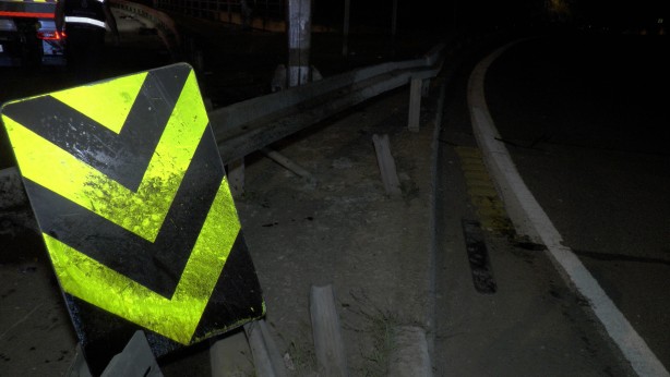 Foto - Düğüne gidenleri taşıyan araç kaza yaptı: 7 yaralı