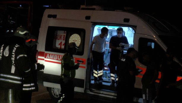 Foto - Düğüne gidenleri taşıyan araç kaza yaptı: 7 yaralı