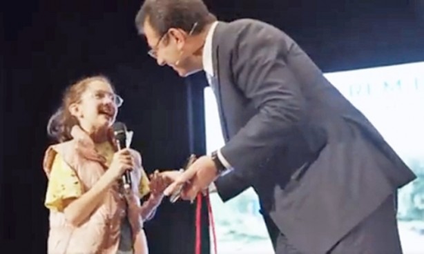 Foto - Dün: Her şey çok güzel olcak Bugün: Bu ne tatlı edit böyle... CHP’de sular ısınıyor: İmamoğlu’ndan yeni şirinlik!