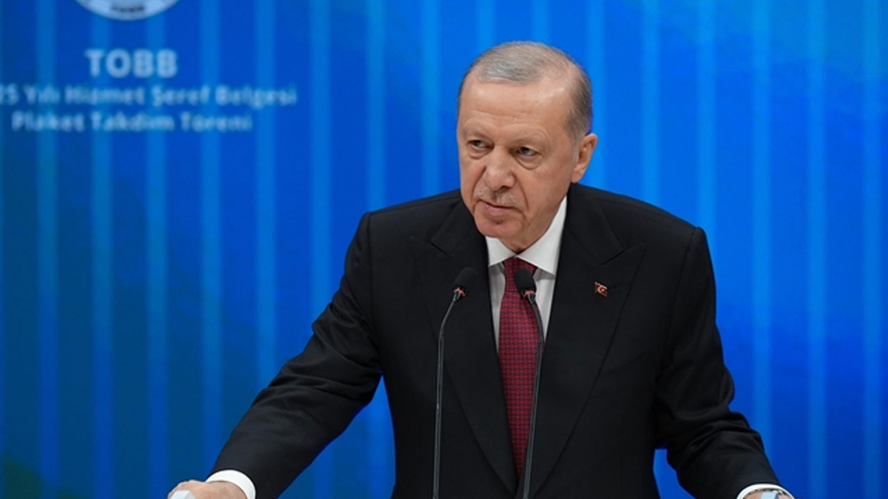 Foto - Dünkü açıklama hala gündemdeyken AK Parti’den bir çıkış daha: Erdoğan’ı başkan yapmaya söz veriyoruz!