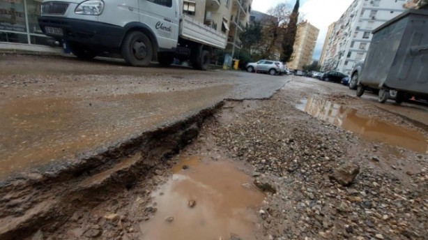 Foto - Dünya 2021’e girdi! İzmir 40 yıl geri gitti